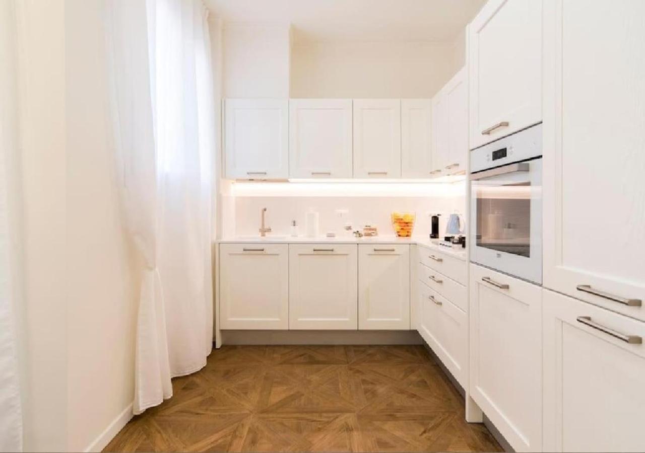 Madonna Montecchi Luxury Suite In Verona Buitenkant foto