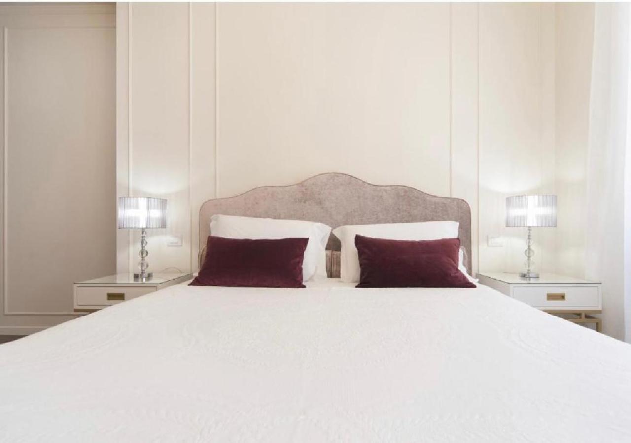 Madonna Montecchi Luxury Suite In Verona Buitenkant foto